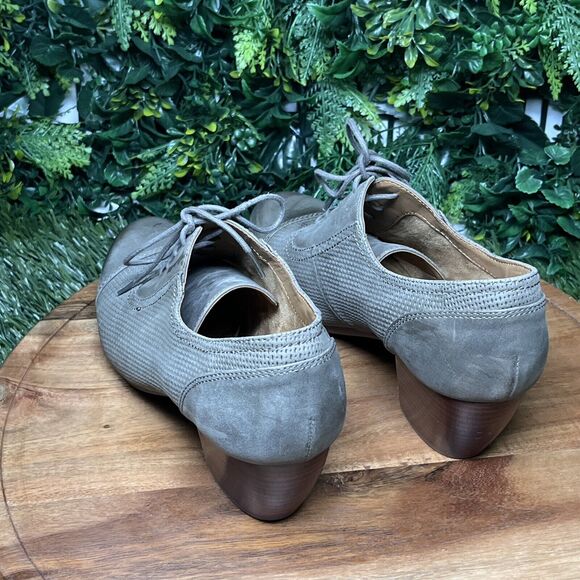 COMFORTIVA Bootie Women 10 Olive Green Angelique Lace Up Leather Heels 1979 - Picture 7 of 11